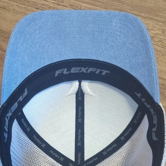 Hurley Baseball Cap - Picture 4 of 4